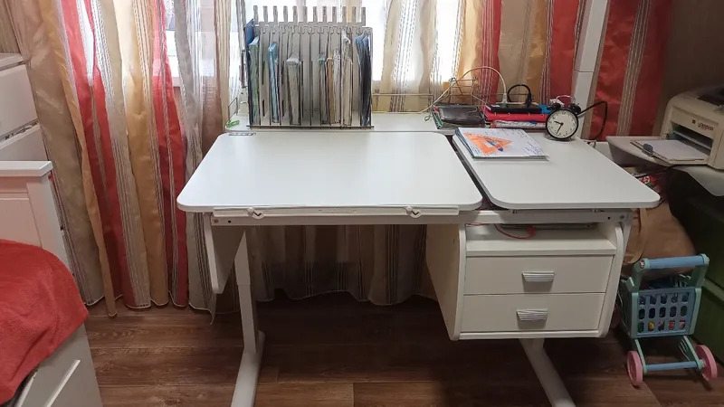 Тумба выкатная, подвесная 2 ящика
