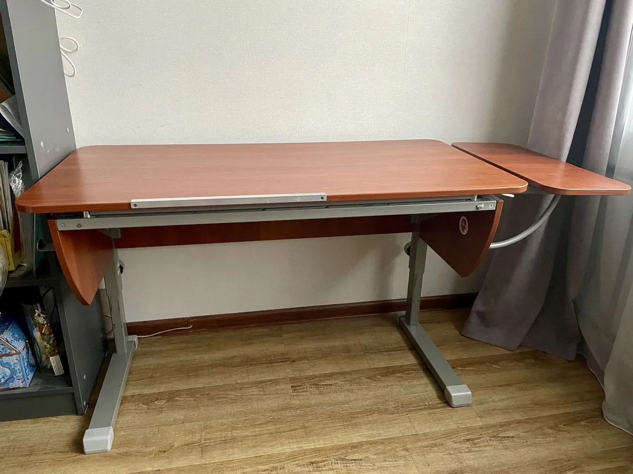 Растущая парта Моно-2