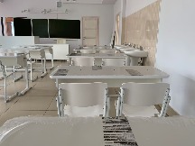 07. Стол учителя химии