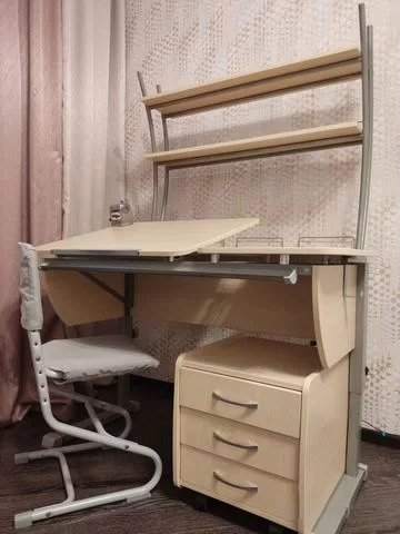 Тумба выкатная 3 ящика